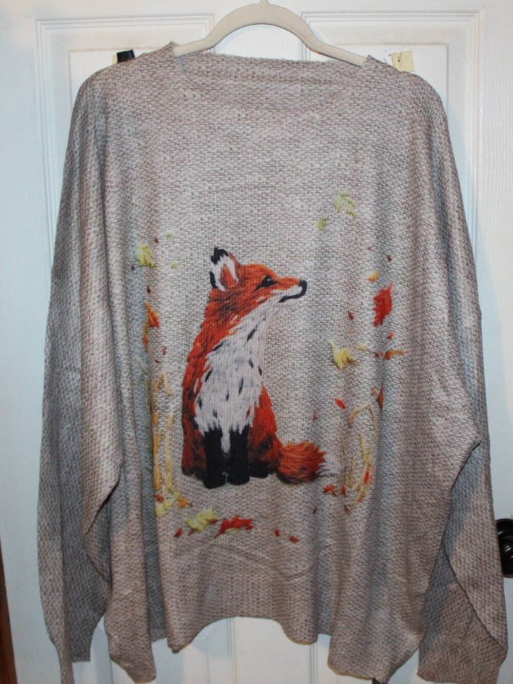 NWT Shein Curve Light weight fox sweater. Super cute. 7X (28W-30W)